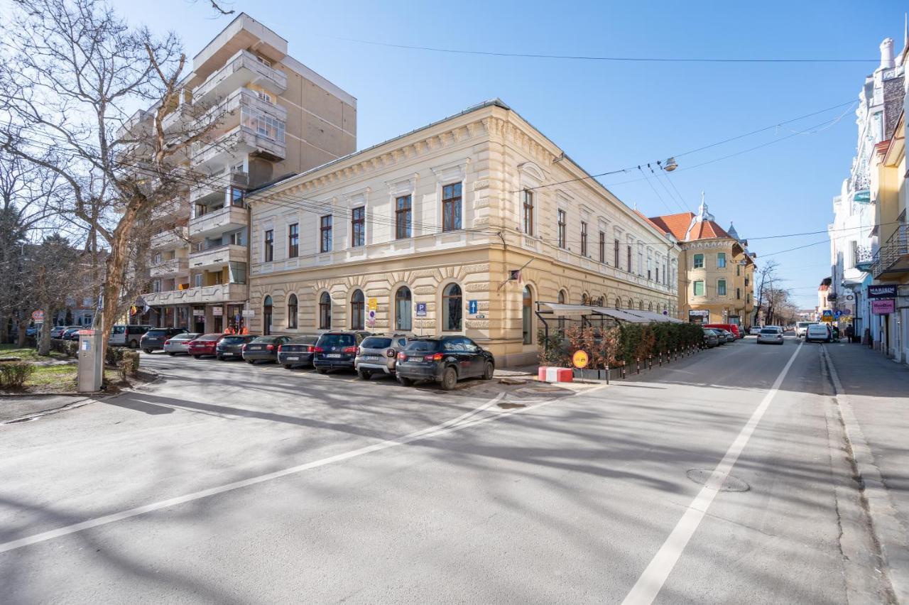 Апартаменти Haga Flat Орадя Екстер'єр фото